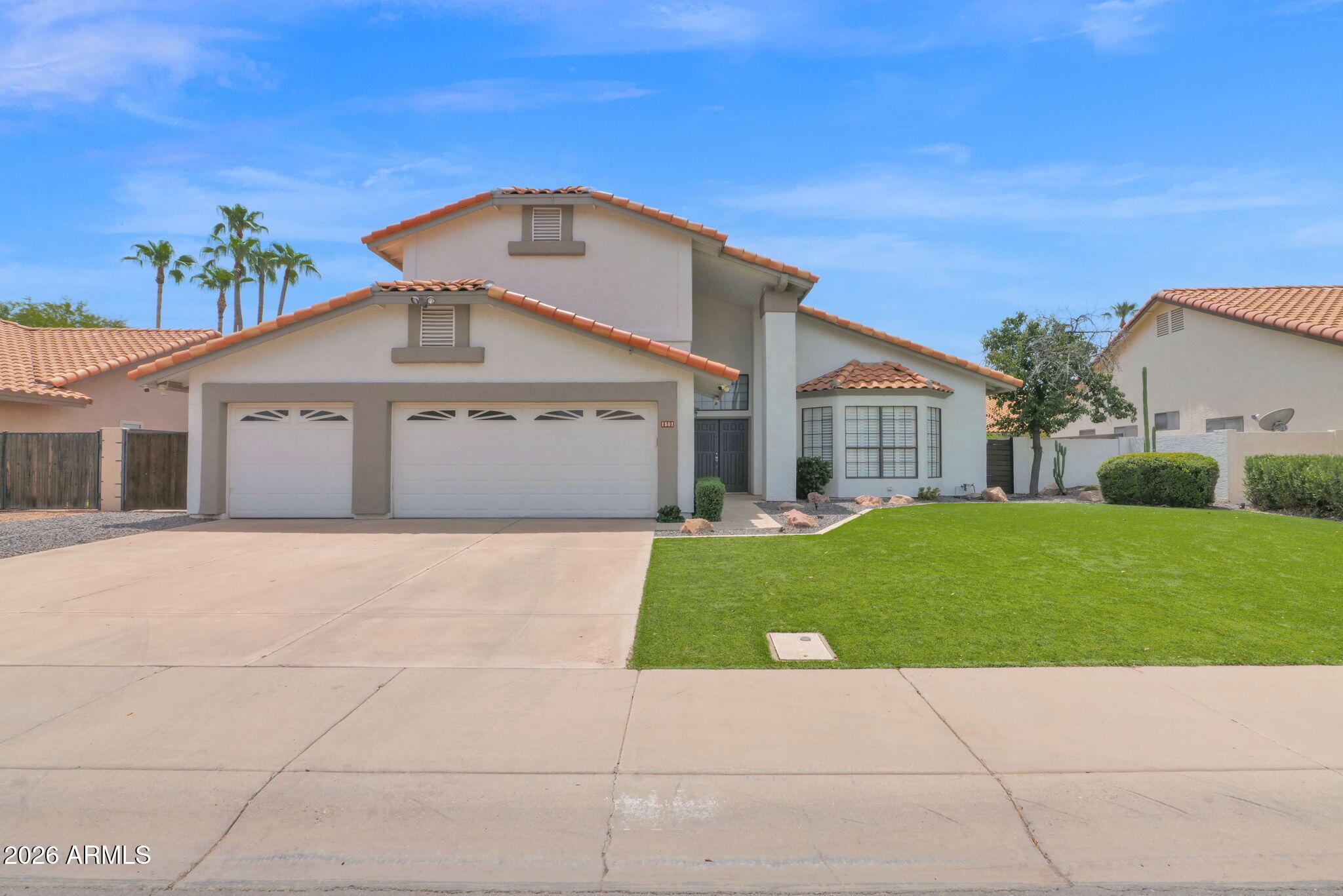 1501 W ANTIQUA Drive