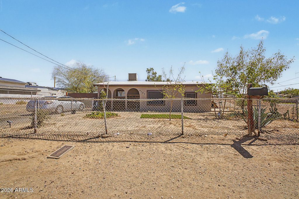 Photo of 4107 S 6th Avenue, Phoenix, AZ 85041 (MLS # 7013598)