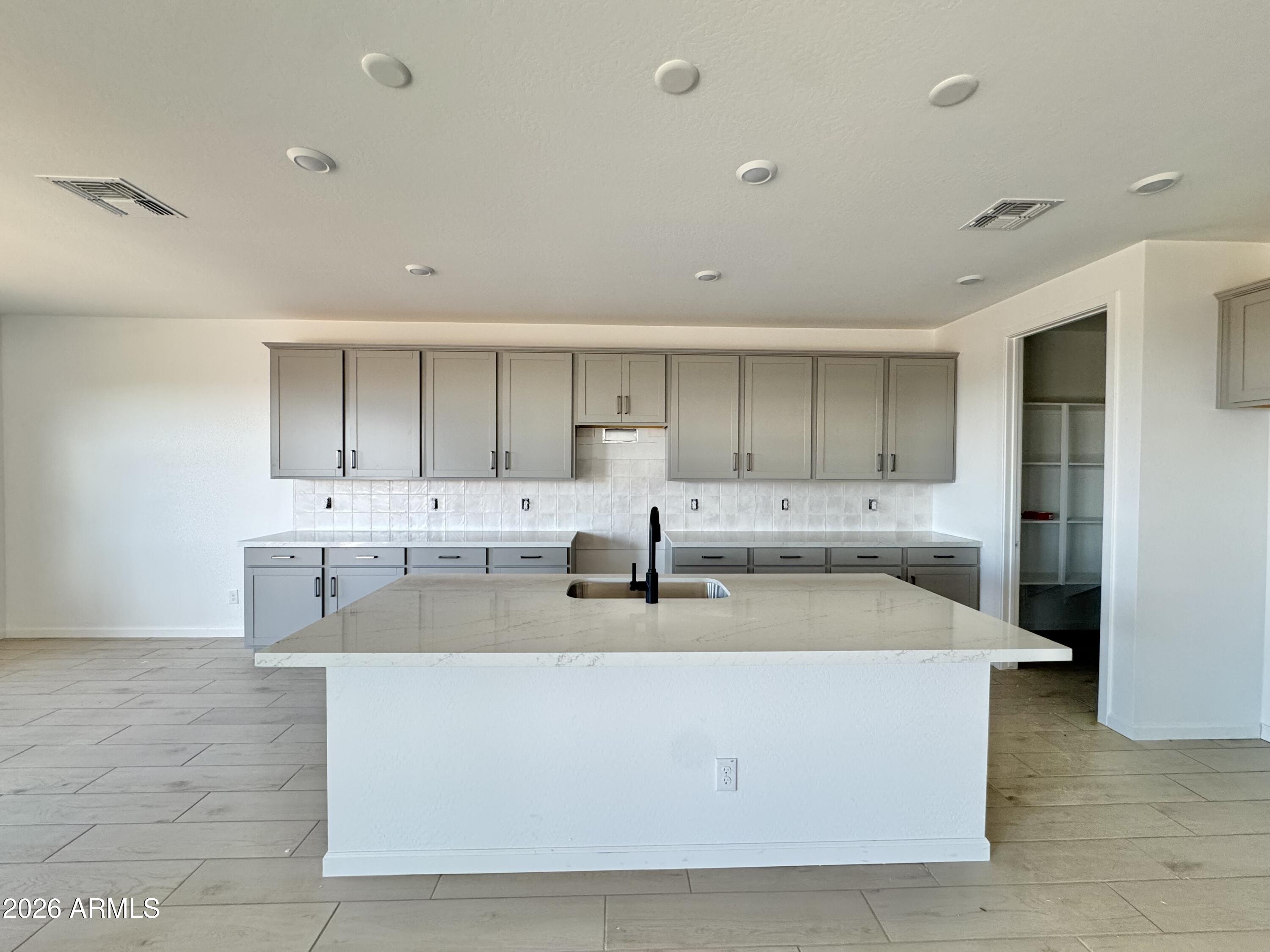 15609 W BROWN Street