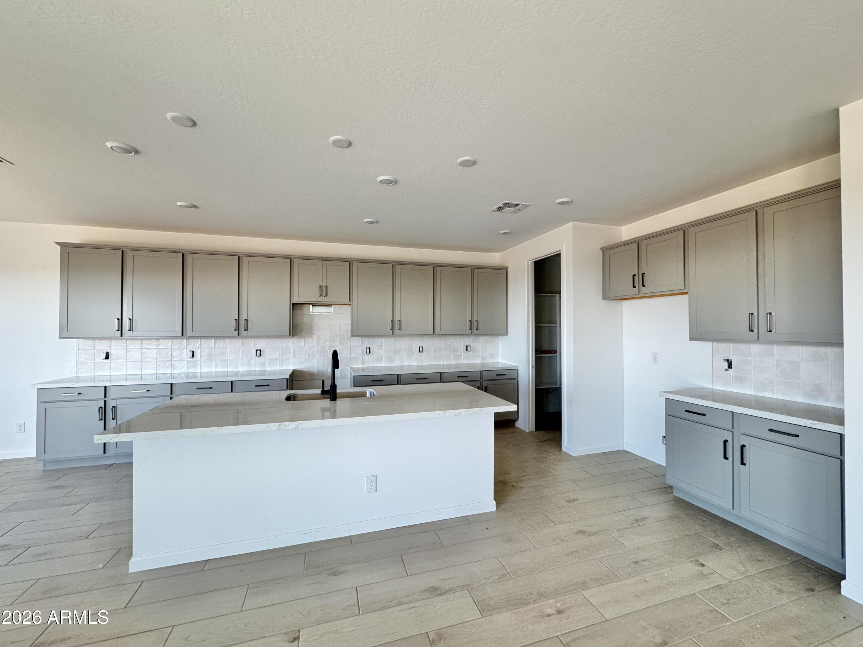 15609 W BROWN Street