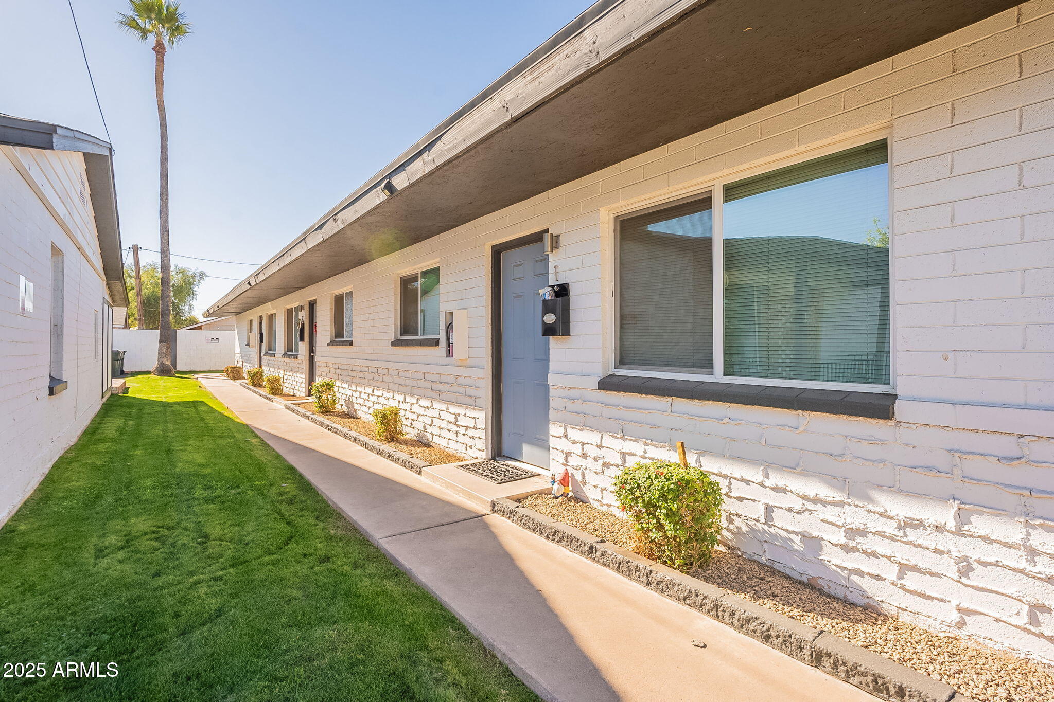 805 E Turney Avenue