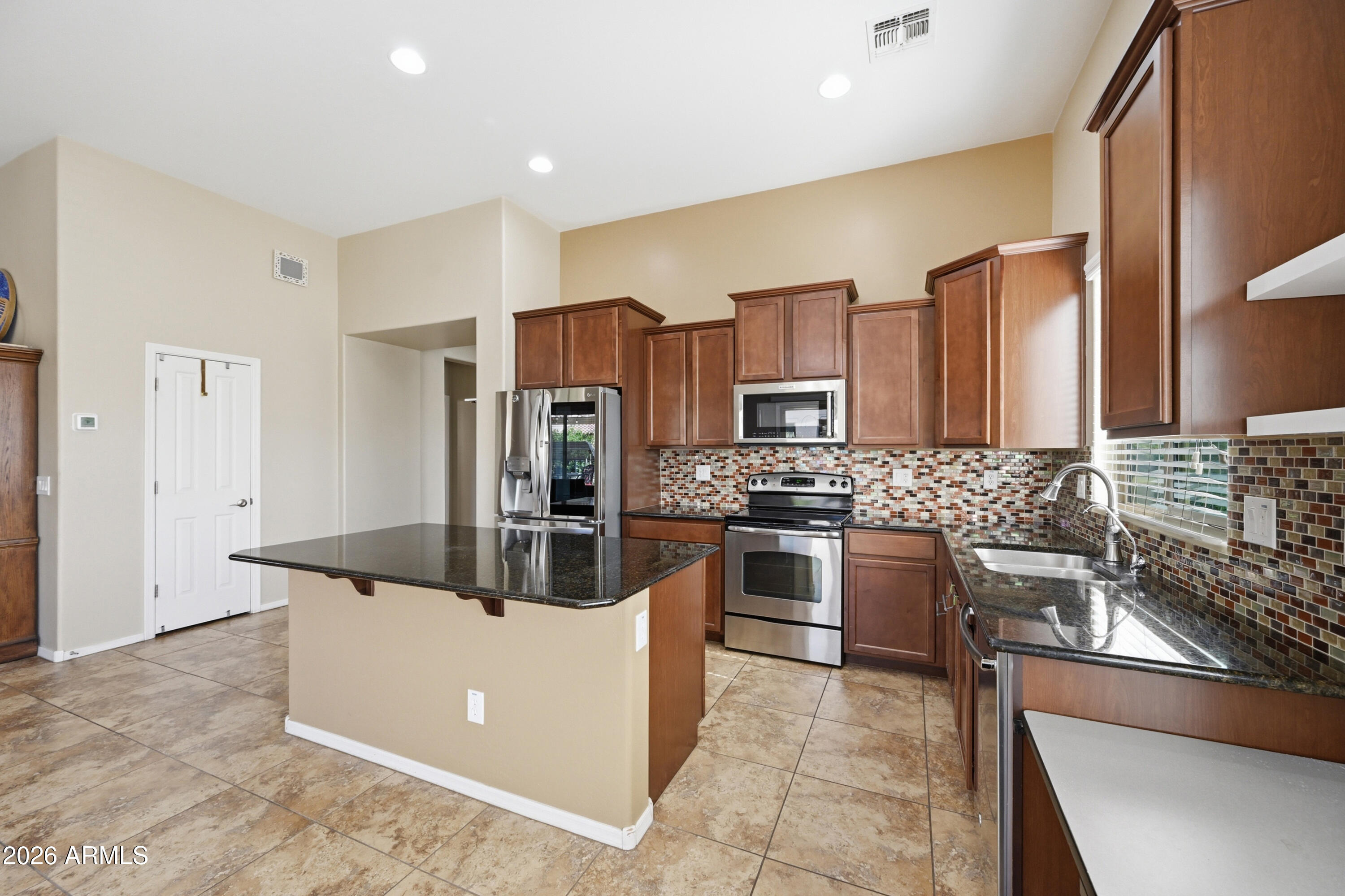 2631 E SAN PAULO Drive