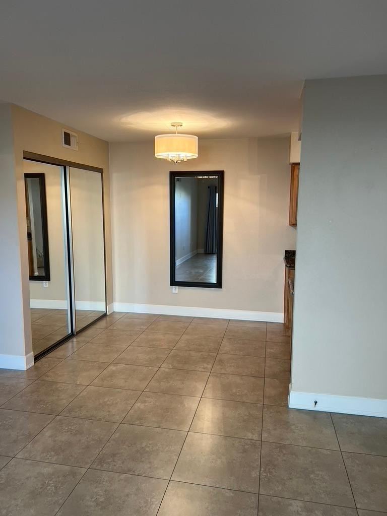 5877 N Granite Reef Road