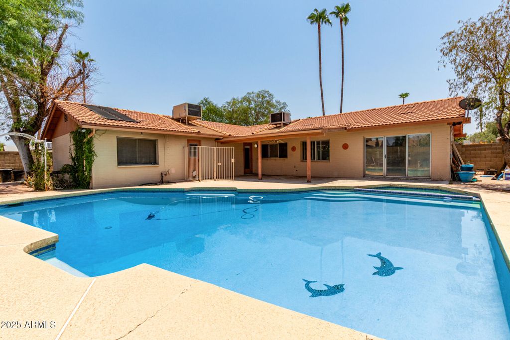 Photo of 1832 E Colgate Drive, Tempe, AZ 85283 (MLS # 6893828)