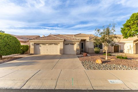 208 W SMOKE TREE Road Gilbert AZ 85233