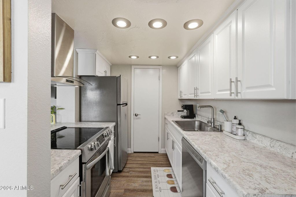 Photo of 4232 N 82nd Street, Scottsdale, AZ 85251 (MLS # 6996383)