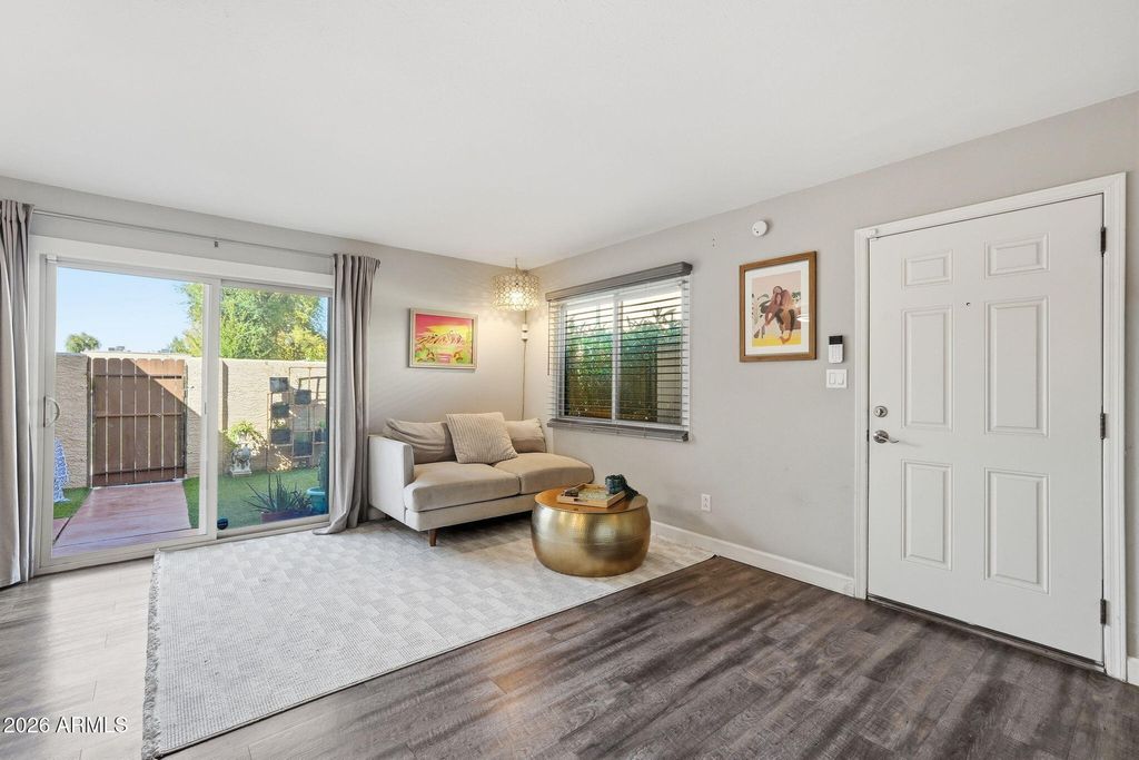 Photo of 4232 N 82nd Street, Scottsdale, AZ 85251 (MLS # 6996383)