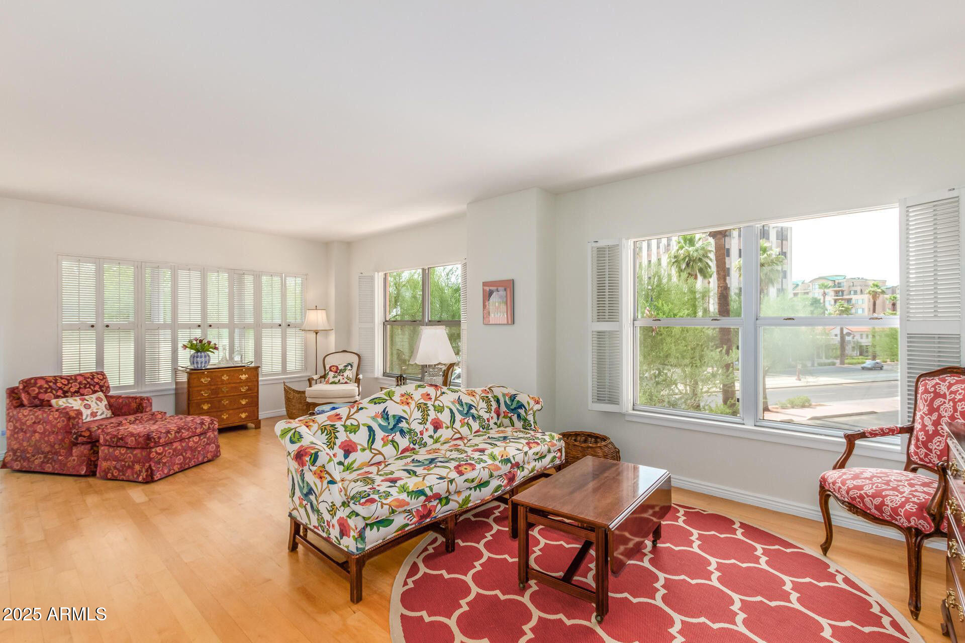 2201 N CENTRAL Avenue 3D