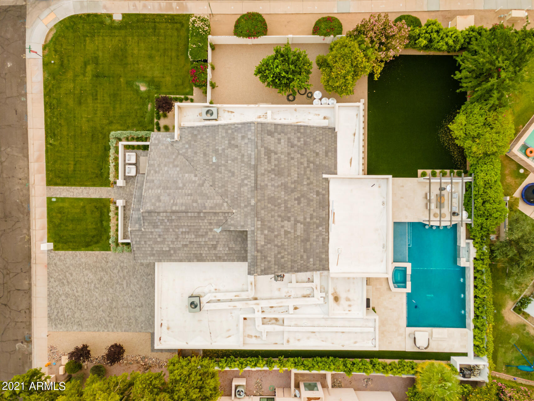 Del Prado - Residential