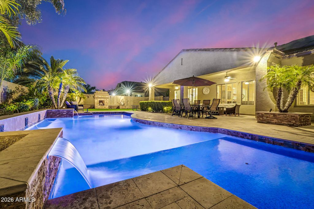 Photo of 5612 N 134th Drive, Litchfield Park, AZ 85340 (MLS # 7019843)
