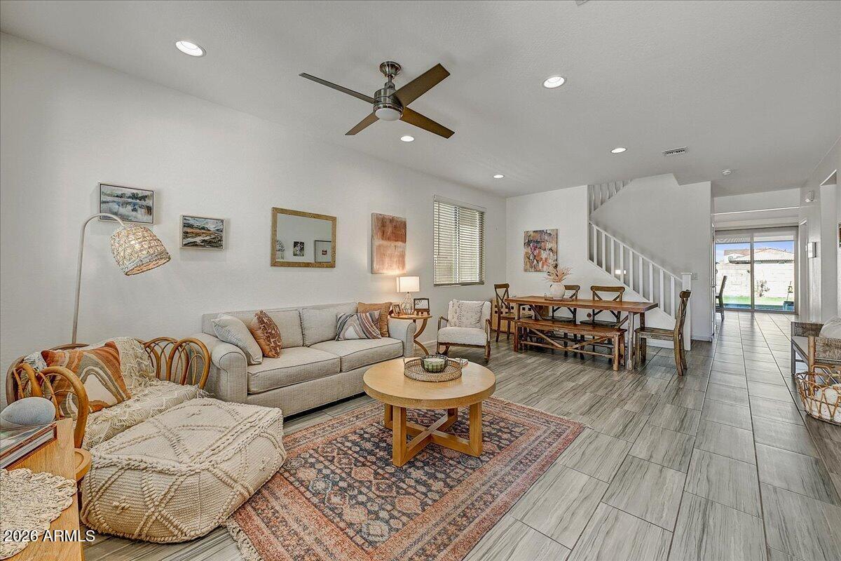 12348 W ORANGEWOOD Avenue