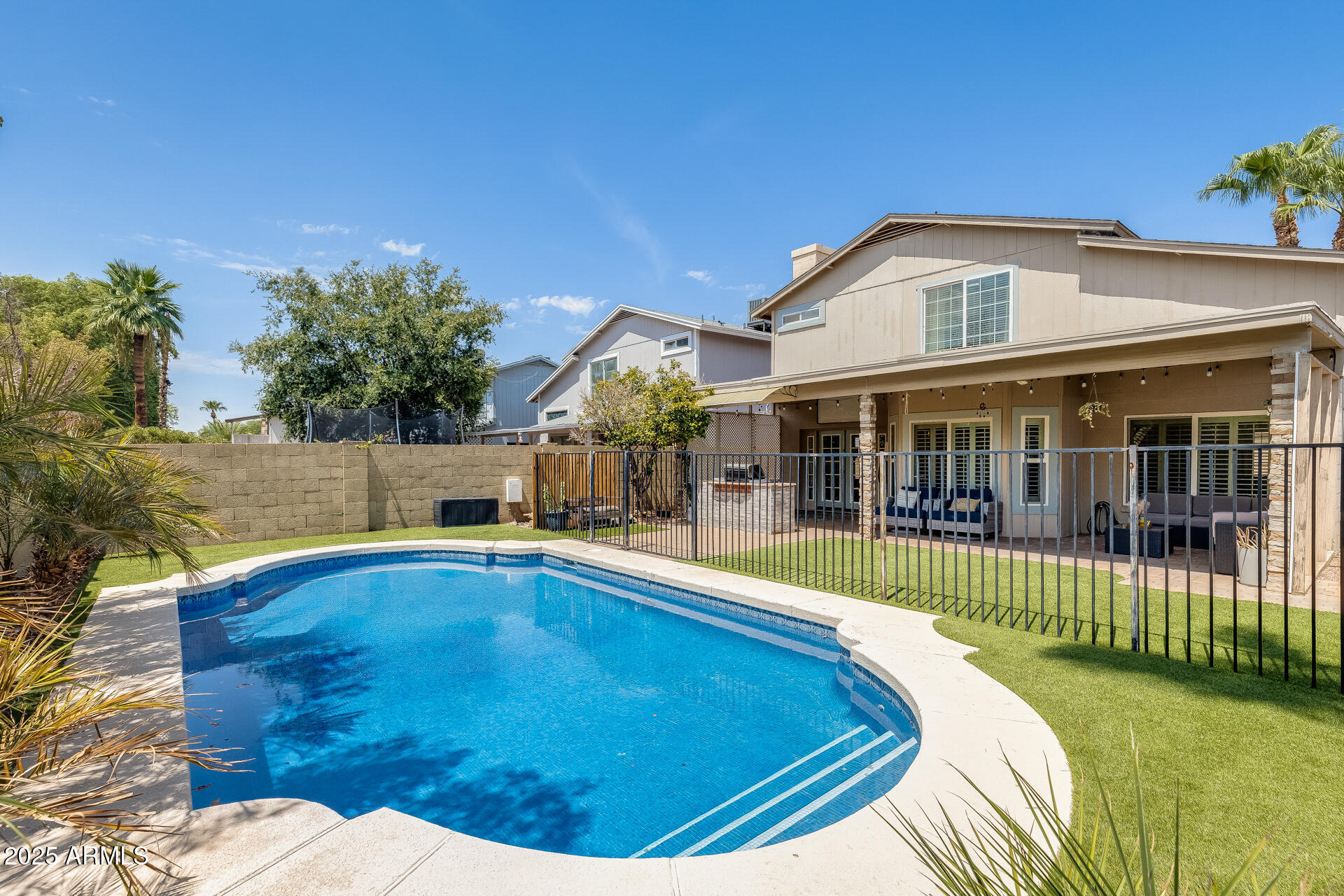 3821 W CAMINO DEL RIO --