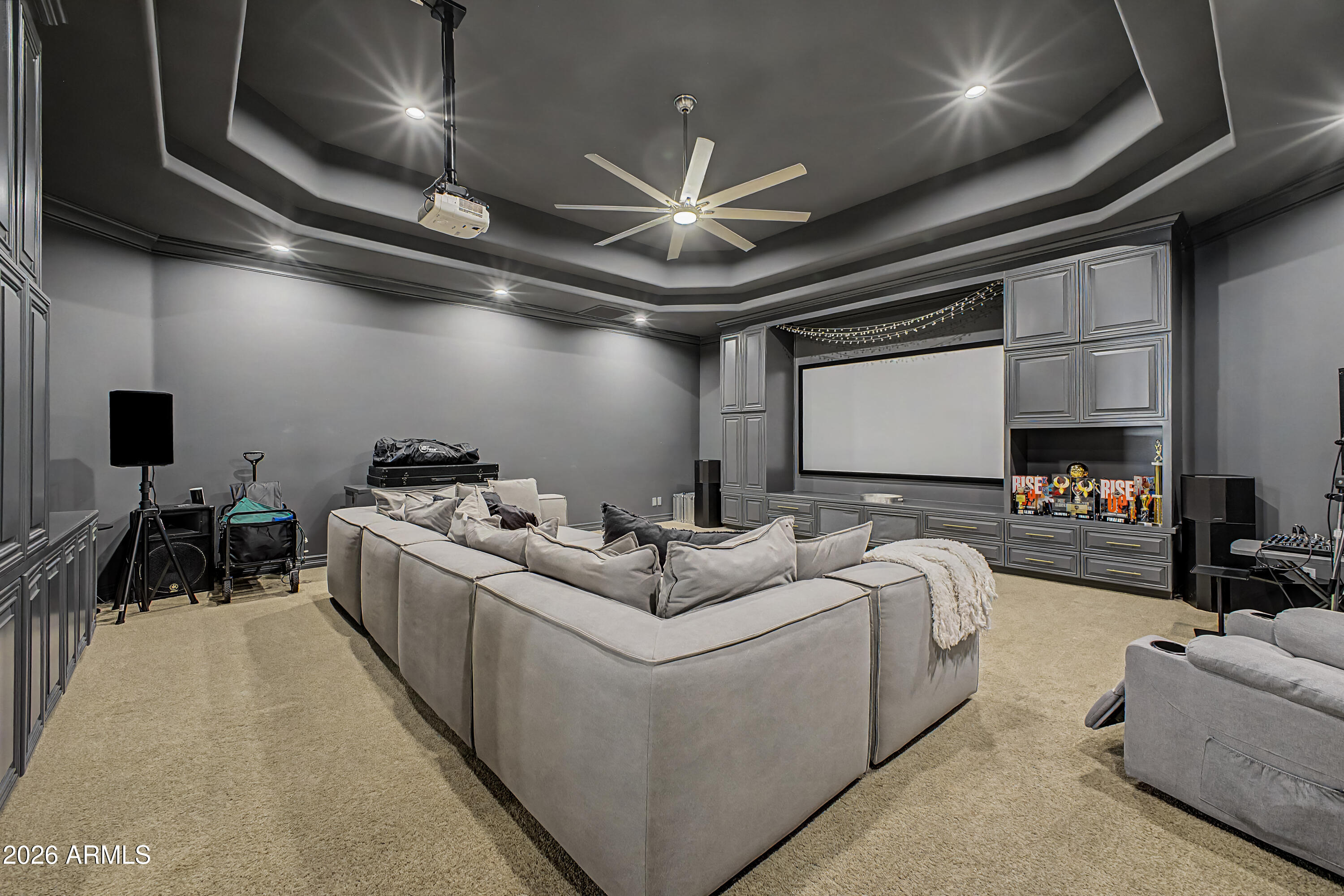 3301 E CAMINO SIN NOMBRE --