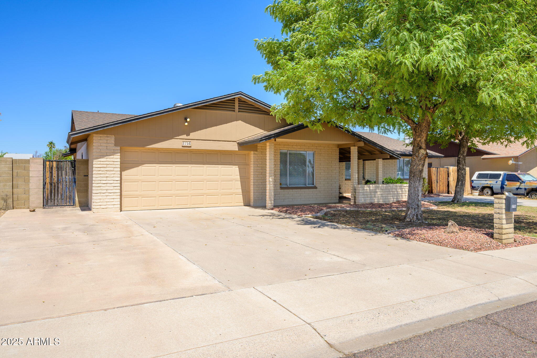 3756 W MALAPAI Drive
