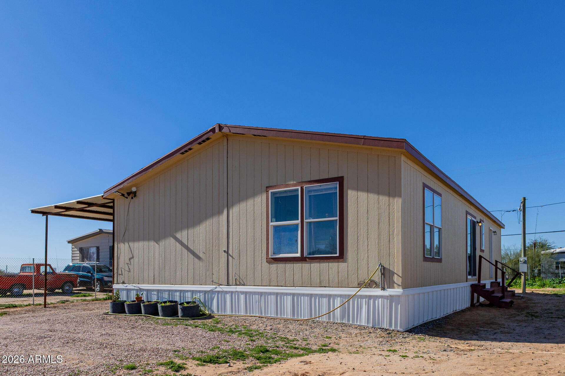 5604 N TALLY HO Lane