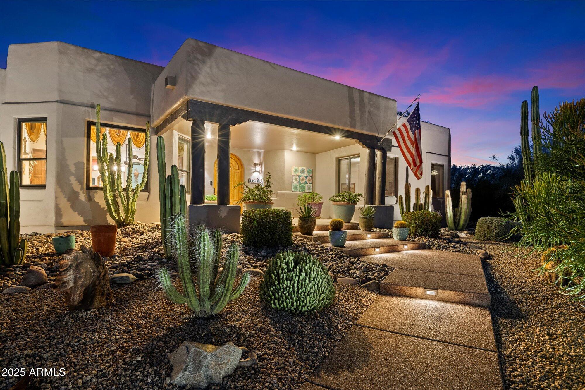 8626 E SANTA CATALINA Drive