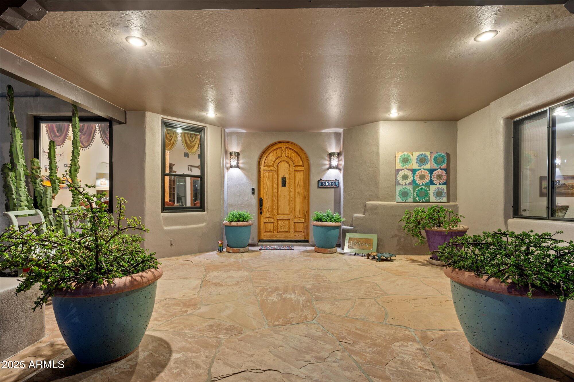 8626 E SANTA CATALINA Drive