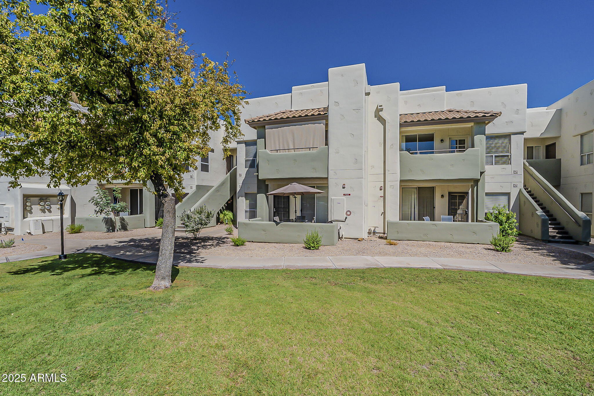 Homes 1 1825 W RAY Road 1083