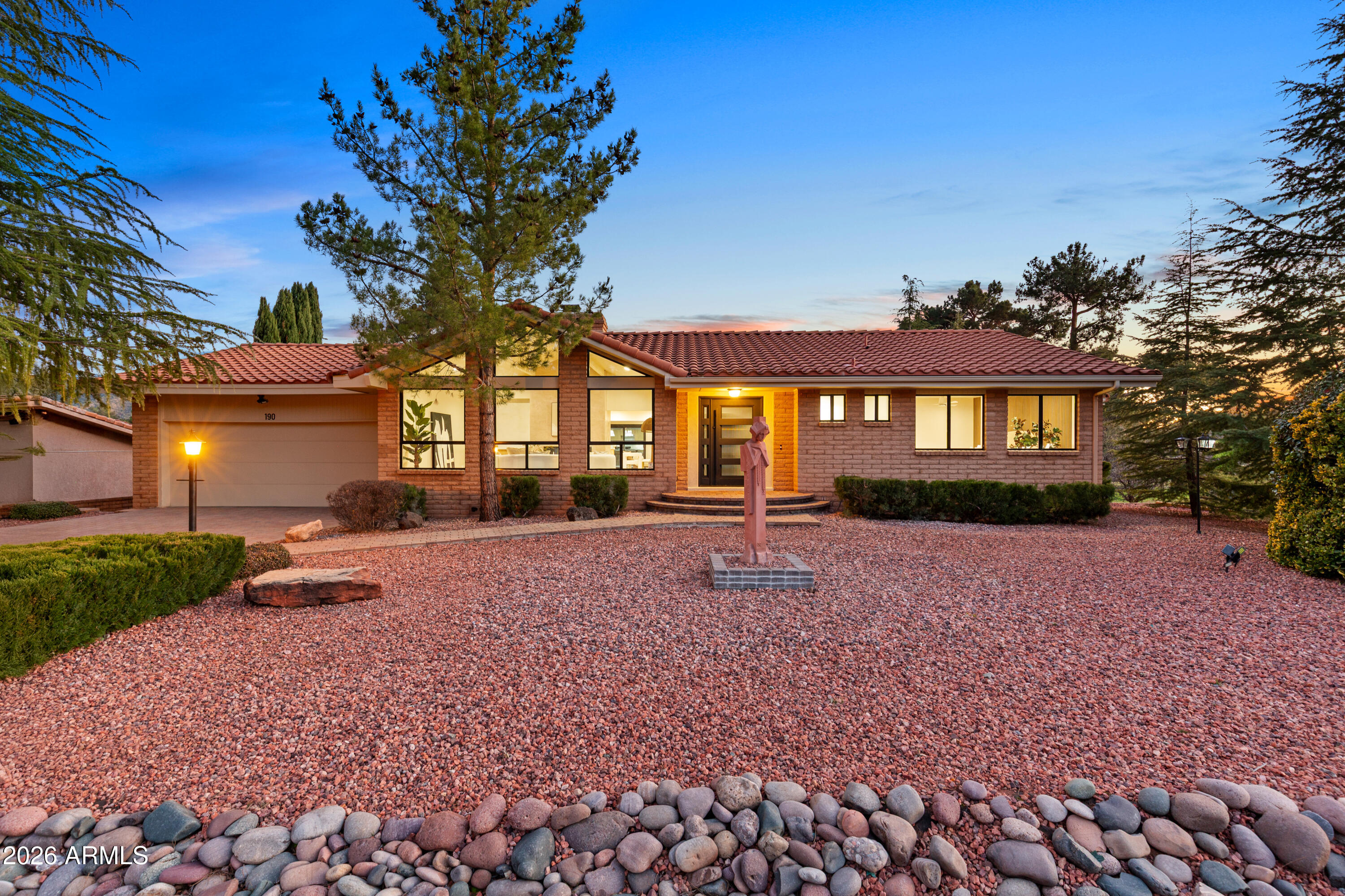 190 FAIRWAY OAKS Lane