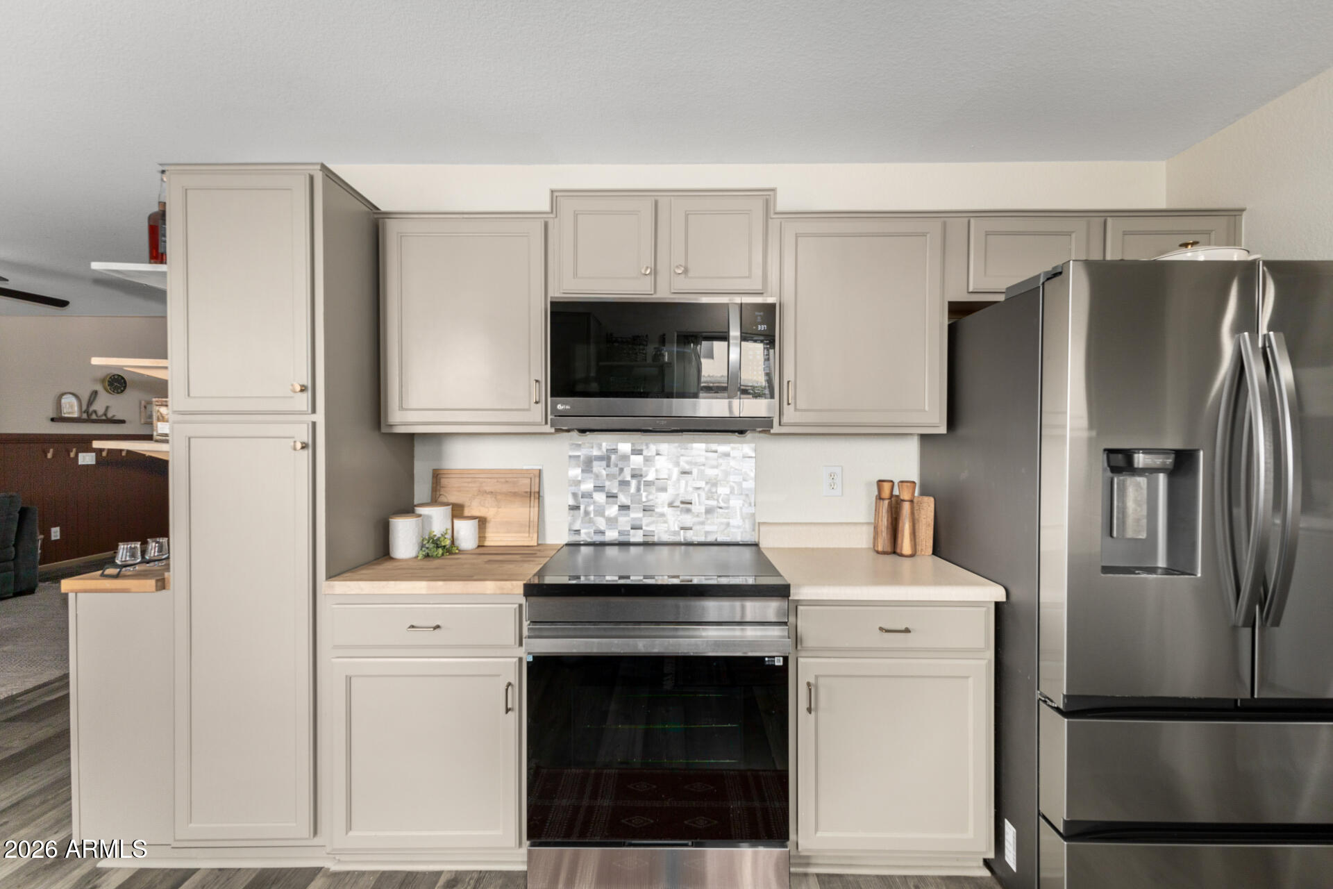 12720 W CANTENIA Road