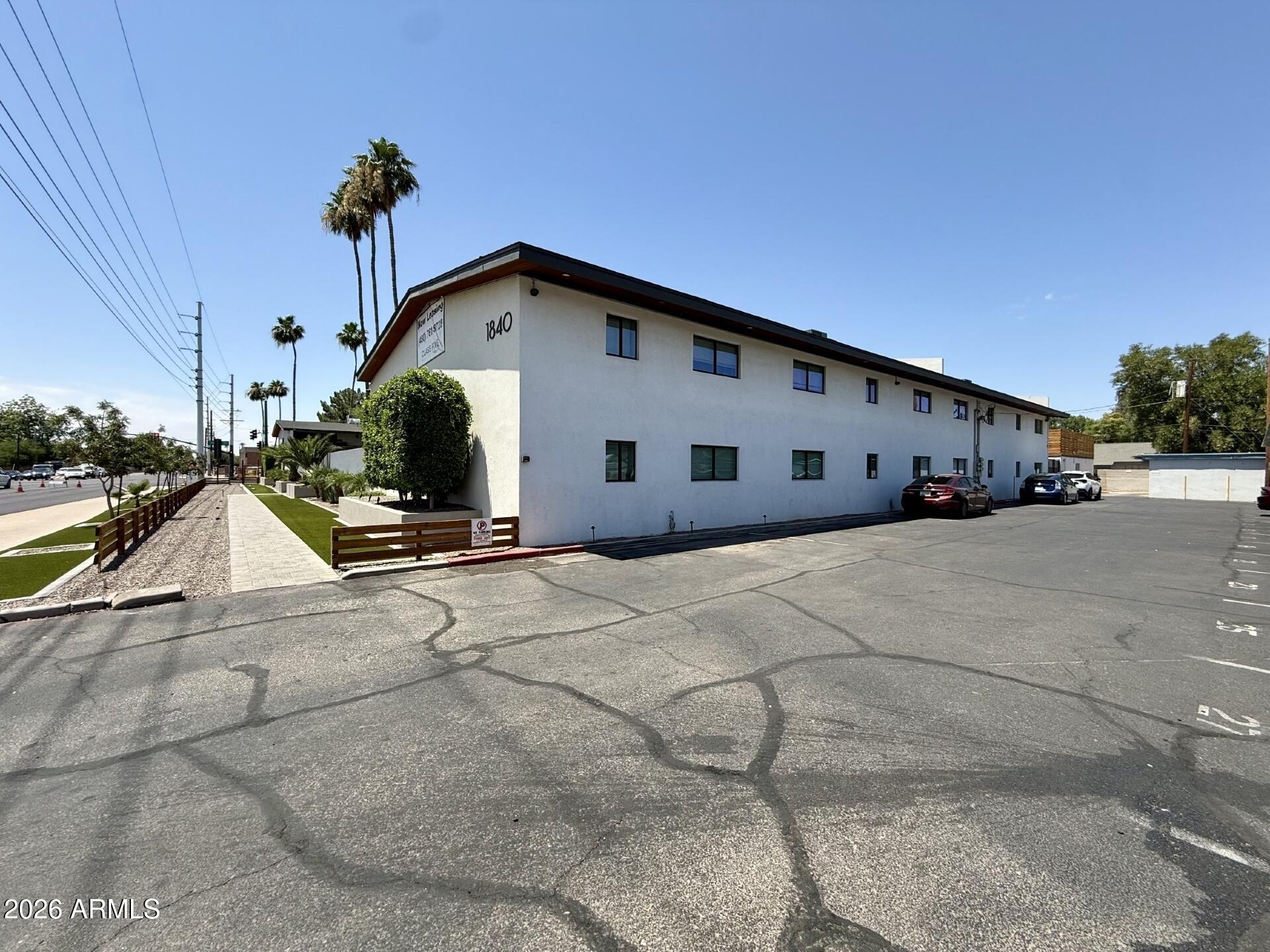 1840 W THOMAS Road 25
