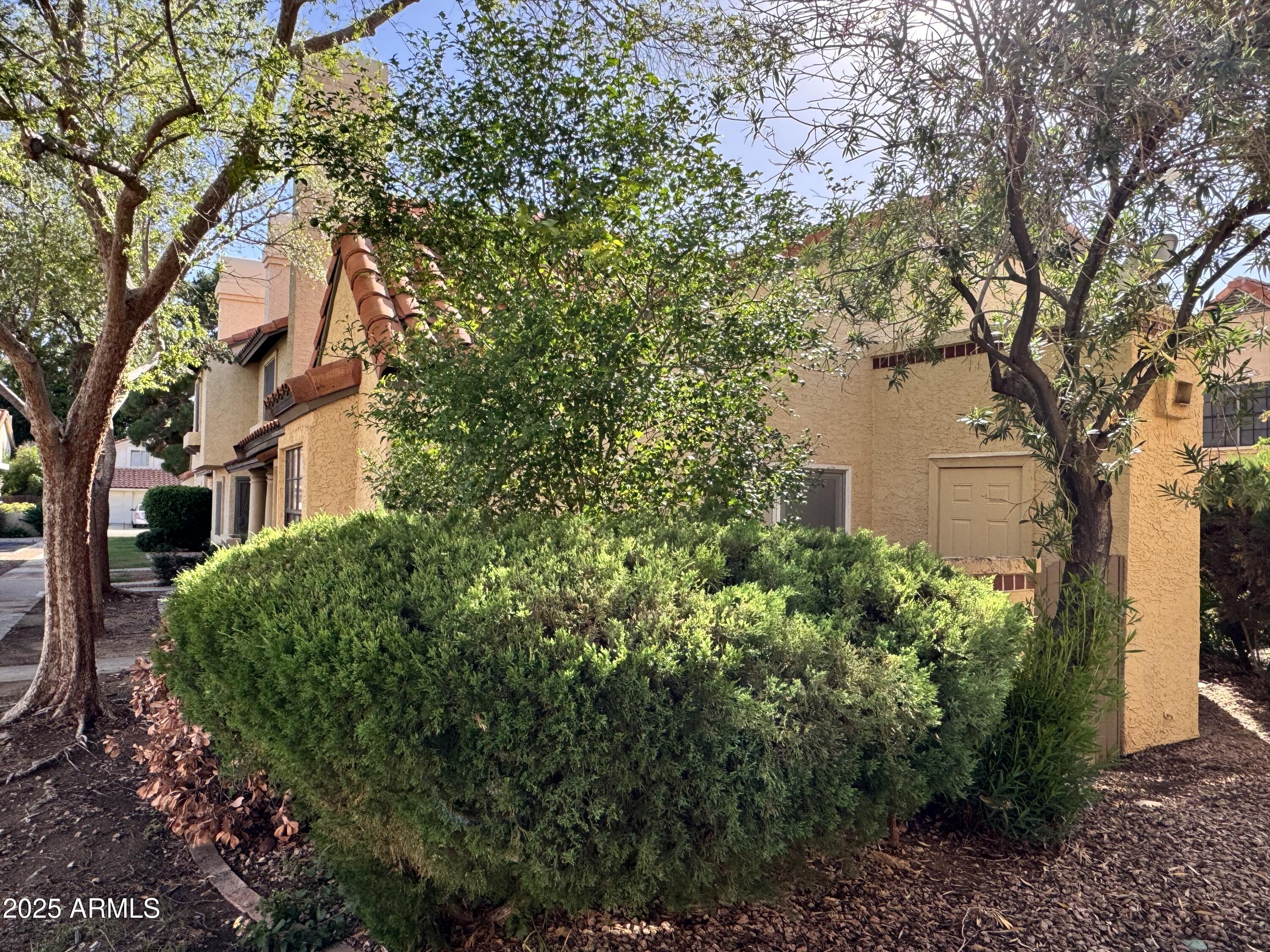 5704 E AIRE LIBRE Avenue 1018