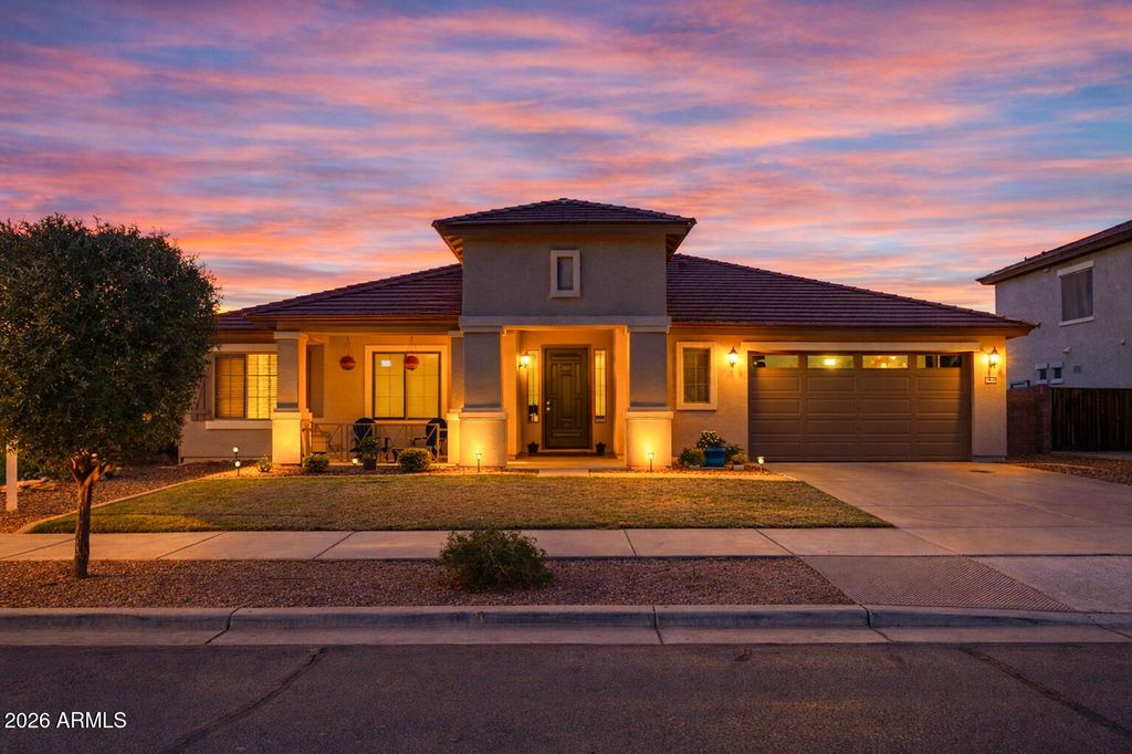 Photo of 18622 E Oriole Way, Queen Creek, AZ 85142 (MLS # 6981917)