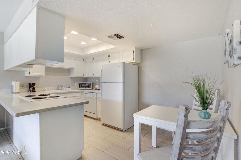 Photo of 3002 N 70th Street #224, Scottsdale, AZ 85251 (MLS # 7000793)