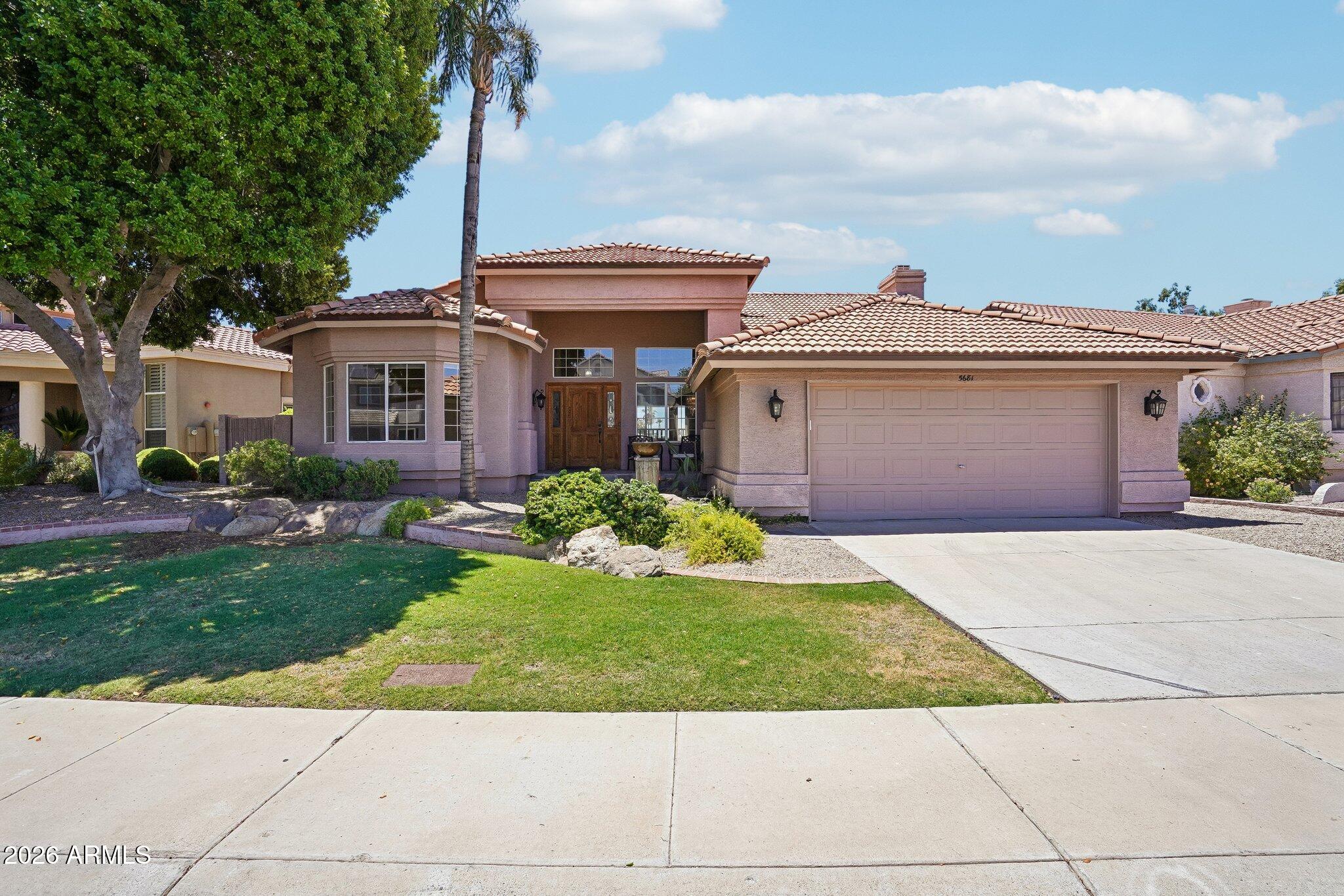 5681 W ABRAHAM Lane
