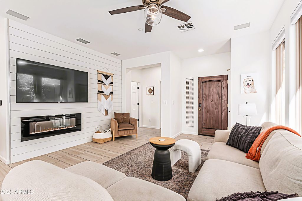 Photo of 2359 W Muirfield Drive, Anthem, AZ 85086 (MLS # 6940833)