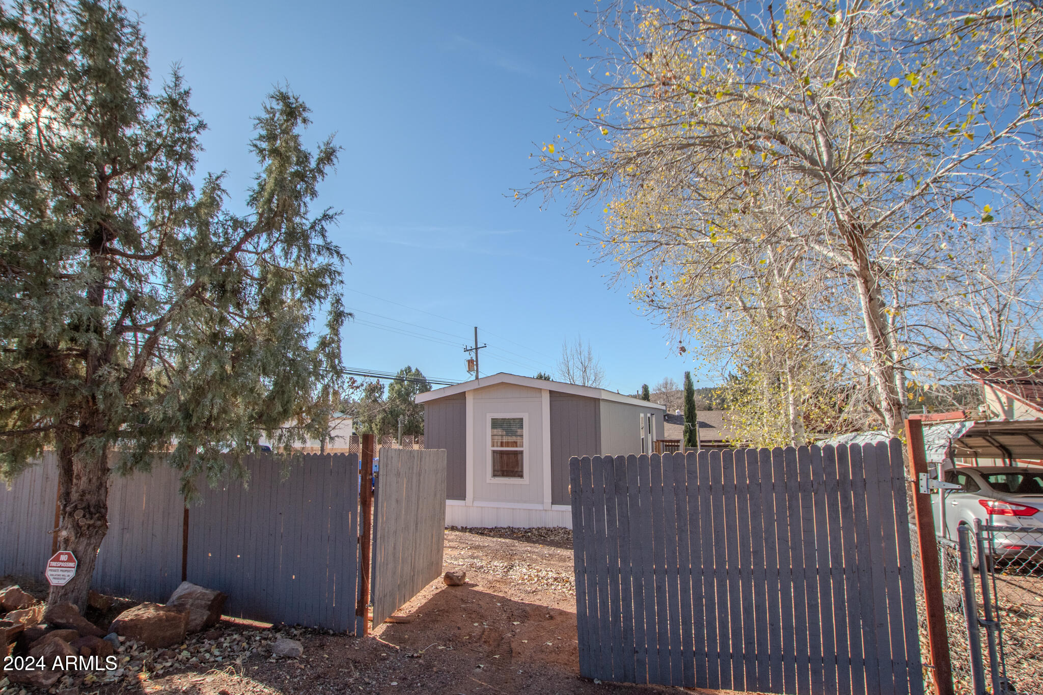 8188 W APACHE Drive