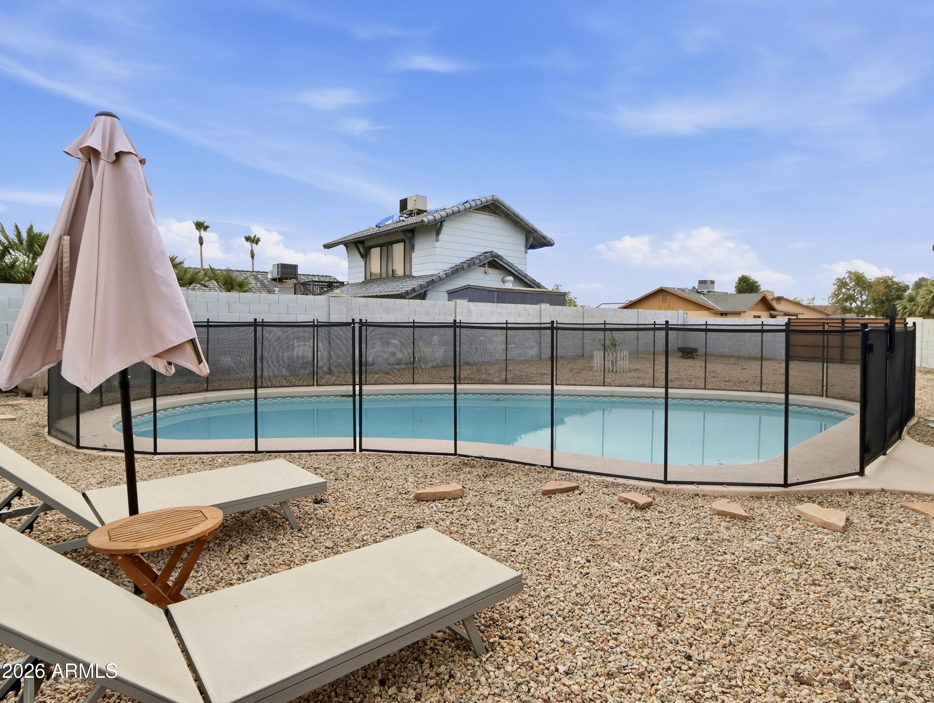 8045 W COLUMBINE Drive