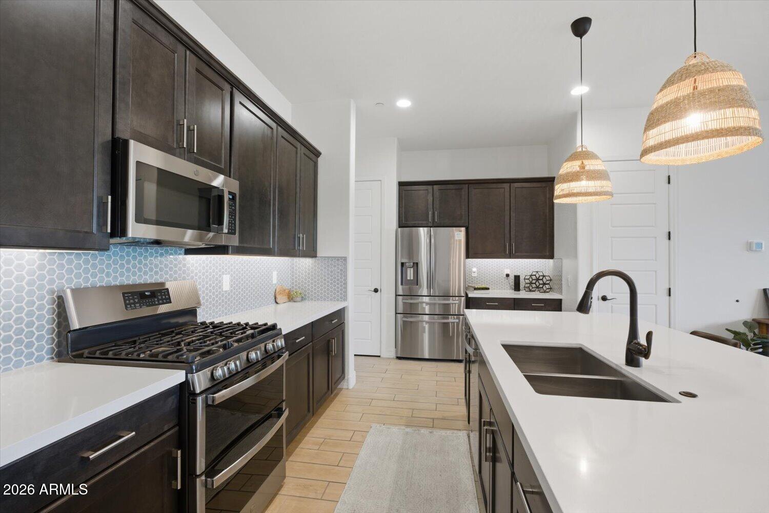 1960 W KINFIELD Trail