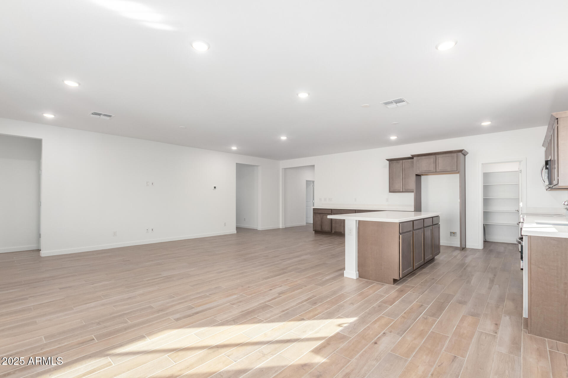 18398 W MONTE LINDO Lane