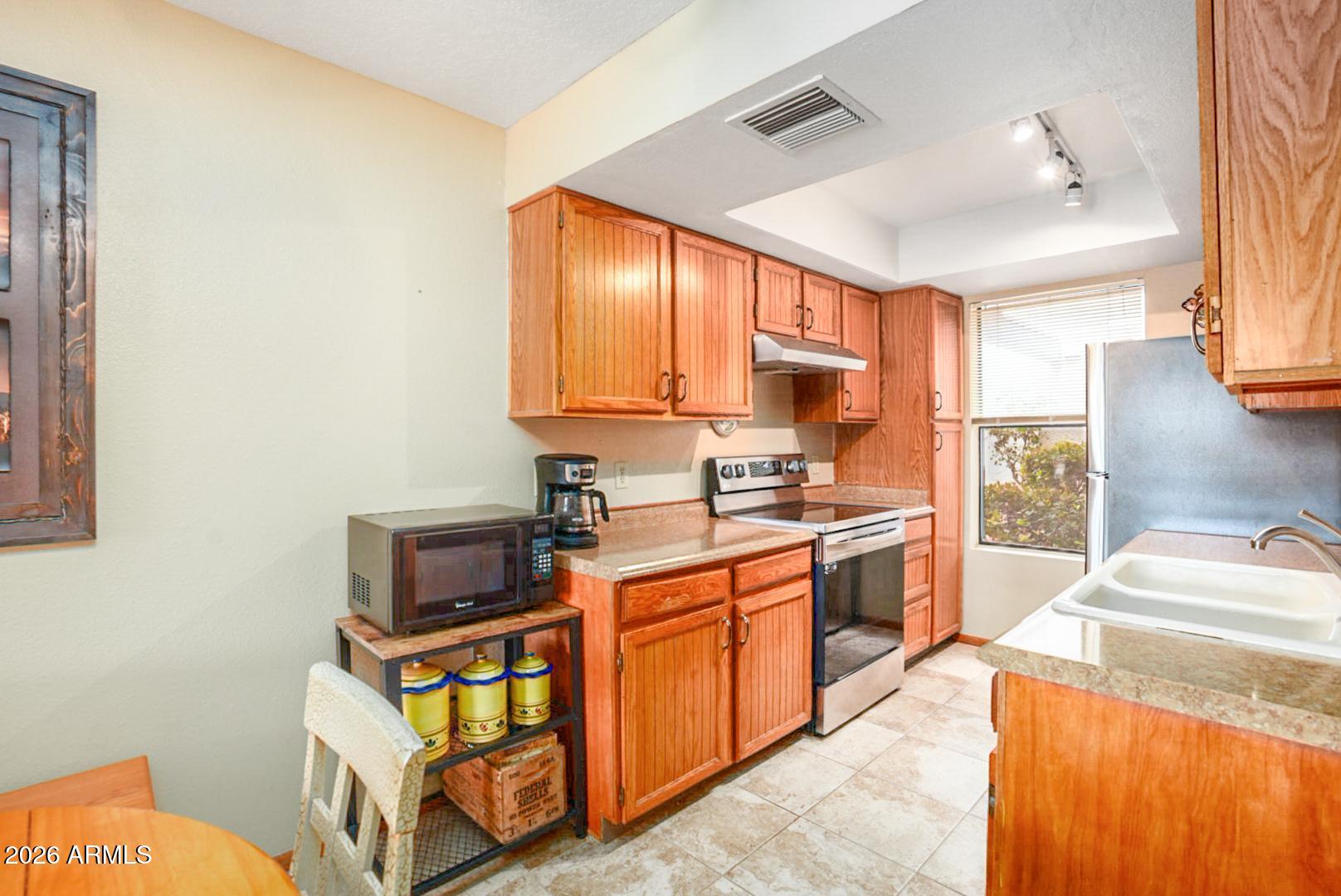 Oak Creek Estados - Residential