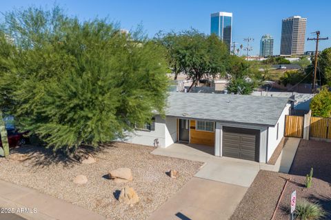 Photo of 3343 N 6th Avenue, Phoenix, AZ 85013 (MLS # 6945702)
