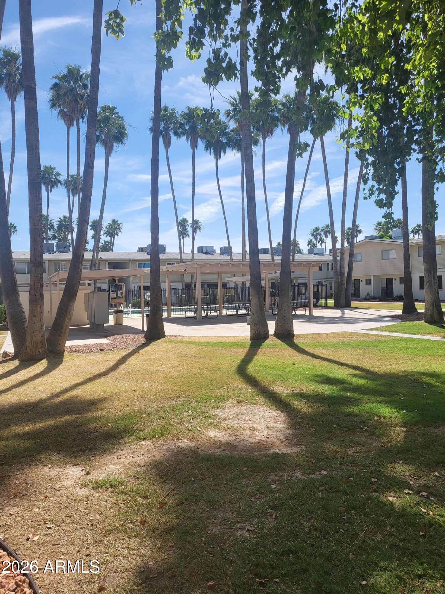 SCOTTSDALE EAST HOMES - Residential