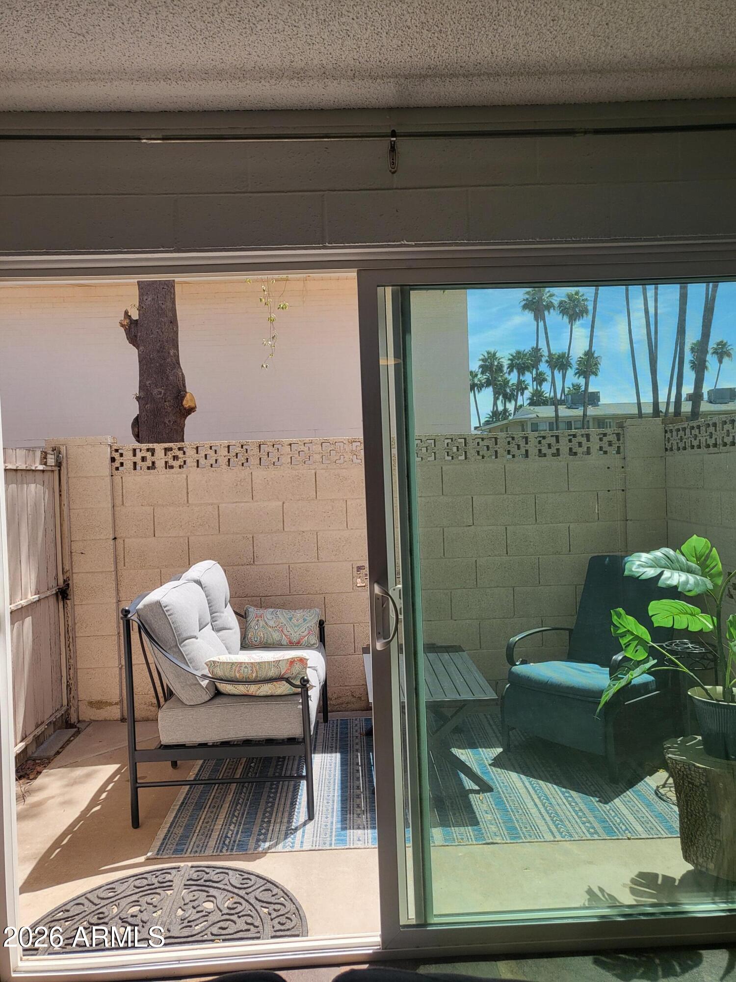 SCOTTSDALE EAST HOMES - Residential