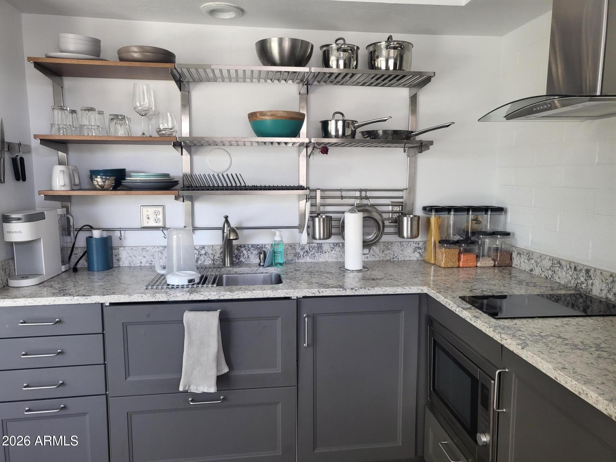 SCOTTSDALE EAST HOMES - Residential