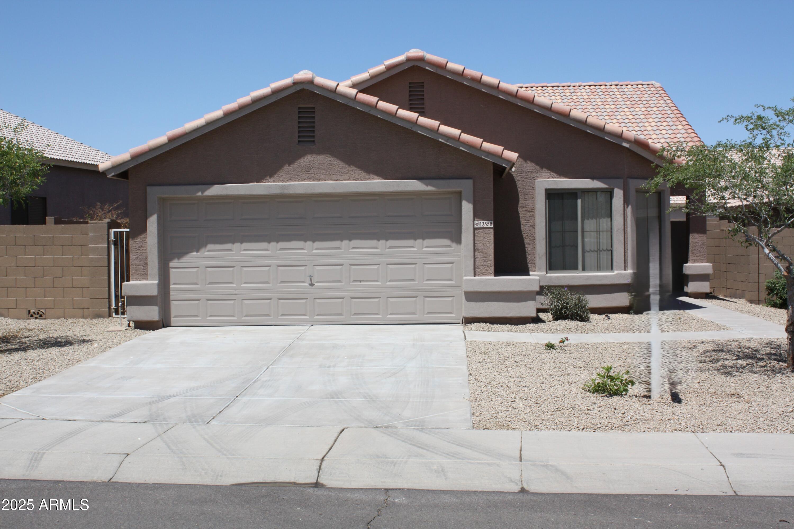 12558 W INDIANOLA Avenue