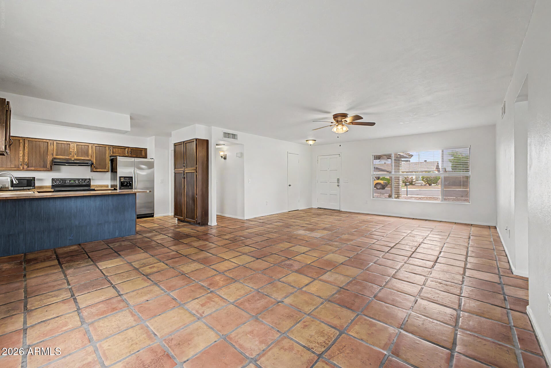 1134 W HERMOSA Drive