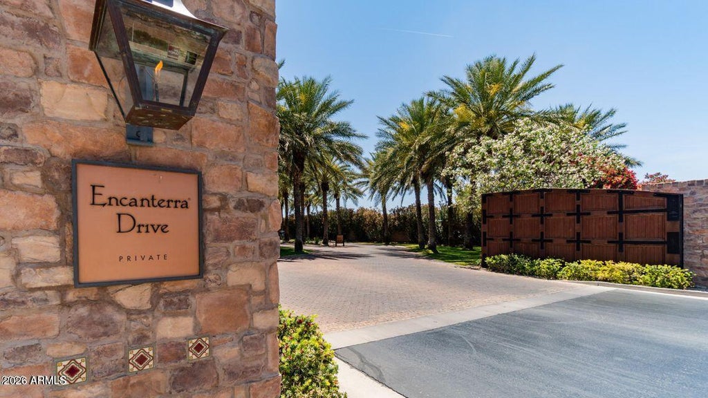 Photo of 253 E Alcatara Avenue, Queen Creek, AZ 85140 (MLS # 7089049)
