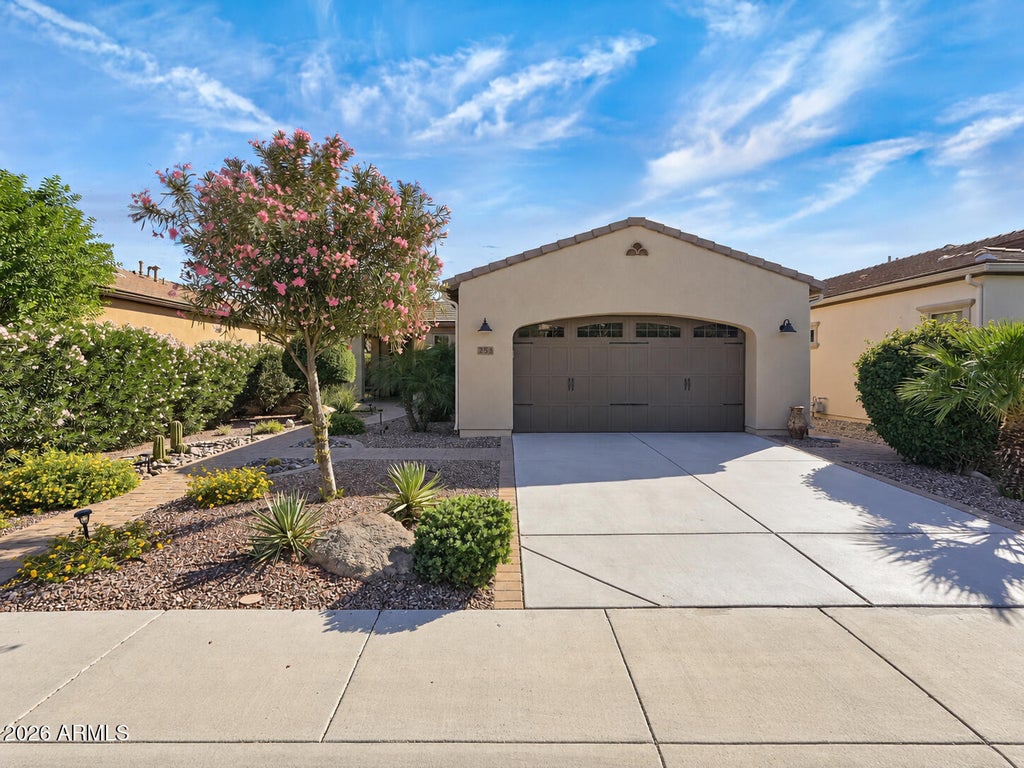 Photo of 253 E Alcatara Avenue, Queen Creek, AZ 85140 (MLS # 7089049)