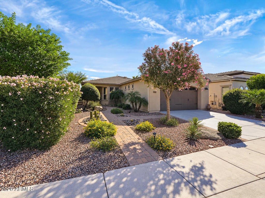 Photo of 253 E Alcatara Avenue, Queen Creek, AZ 85140 (MLS # 7089049)