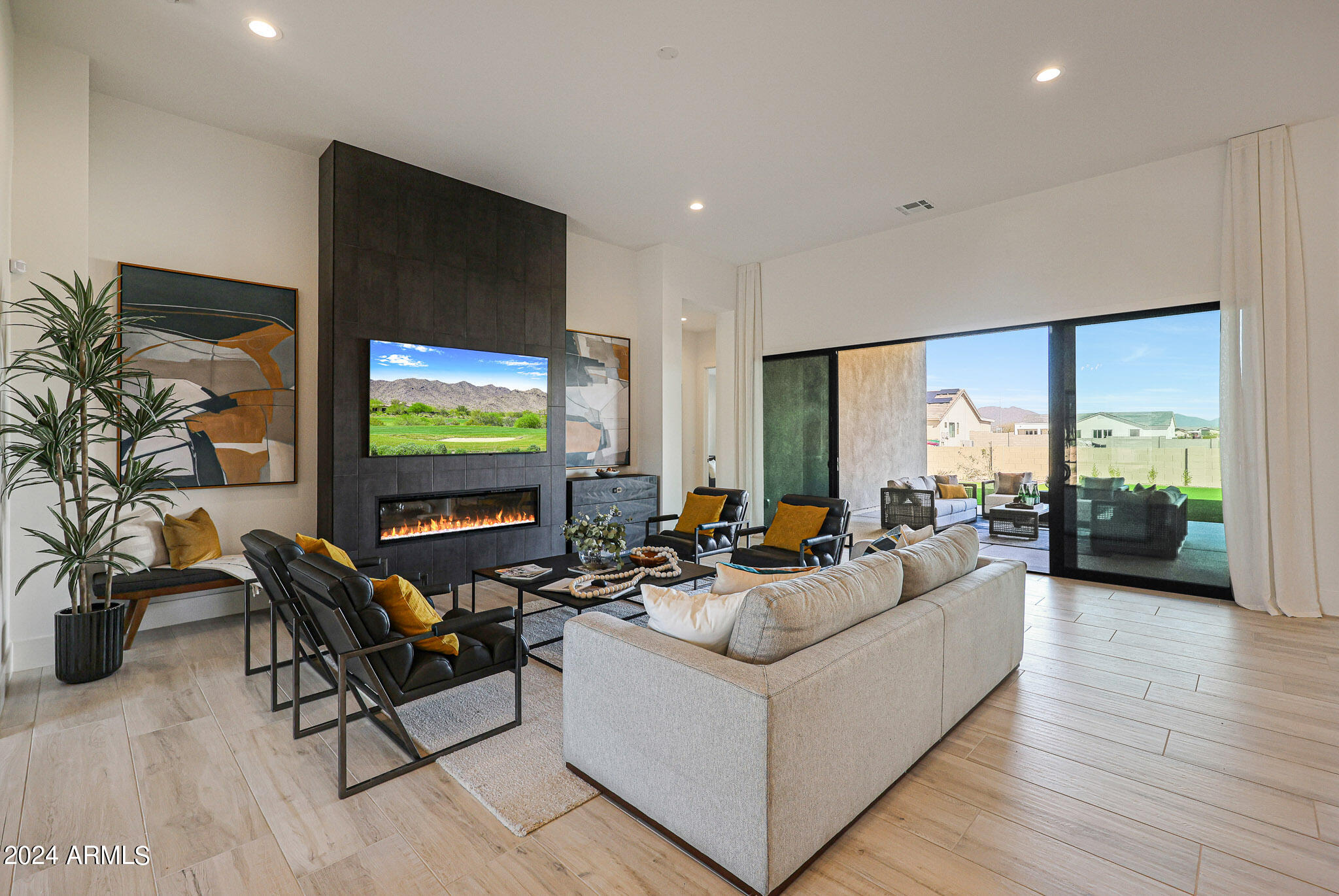 1250 E SMOKEHOUSE Trail