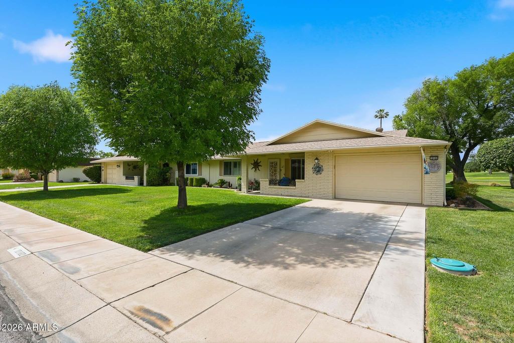 Photo of 10102 W Highwood Lane, Sun City, AZ 85373 (MLS # 7018982)