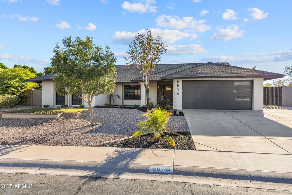 Photo of 6814 S Carney Avenue, Tempe, AZ 85283 (MLS # 6924742)
