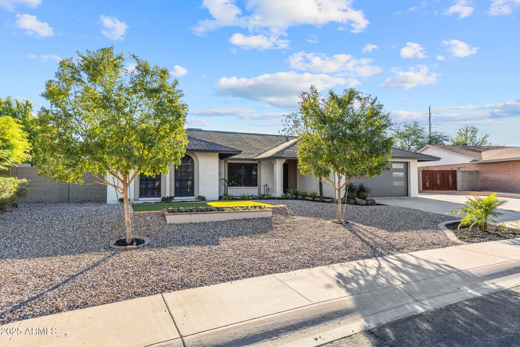 Photo of 6814 S Carney Avenue, Tempe, AZ 85283 (MLS # 6924742)