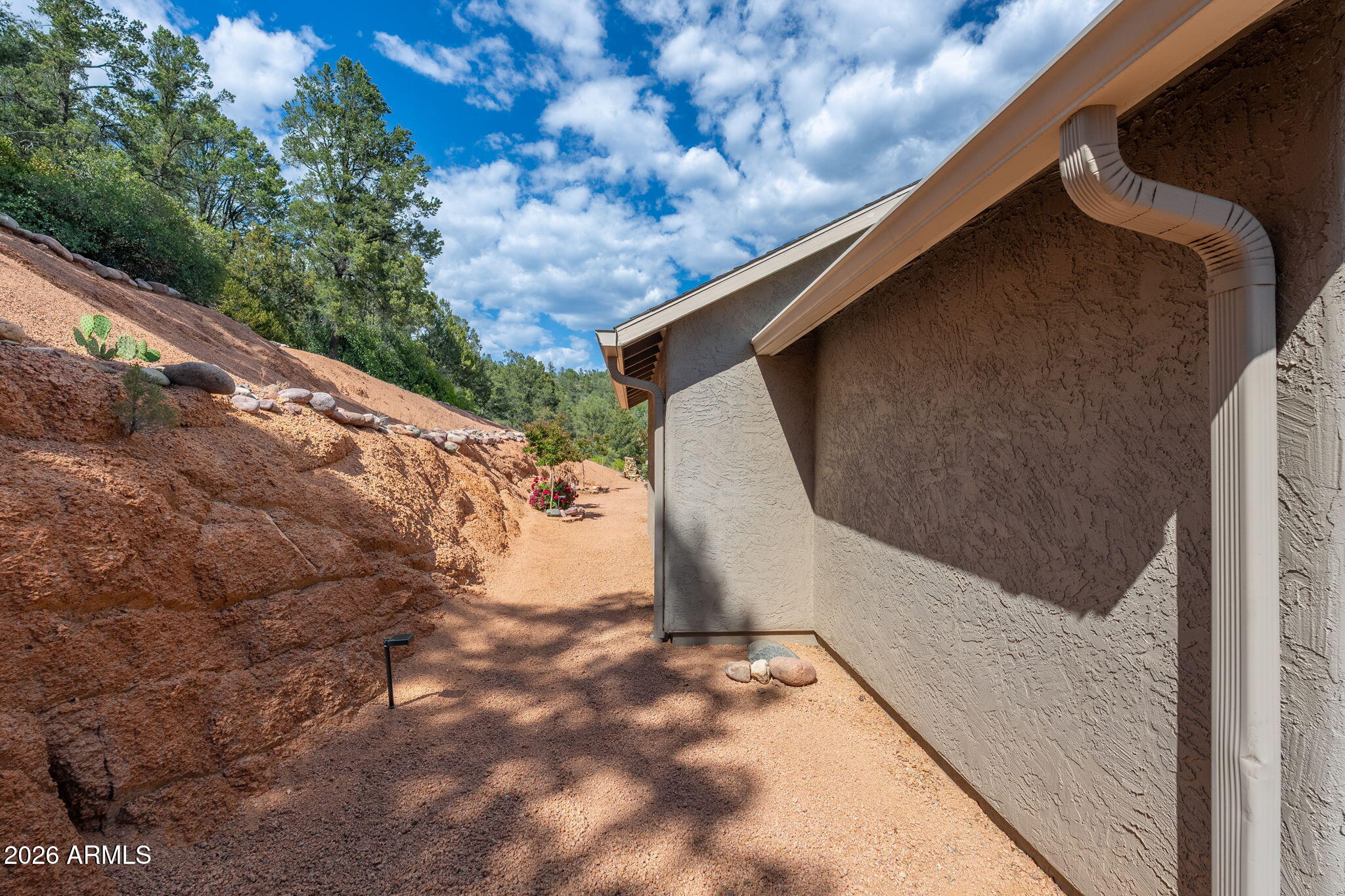 WOODHILL 2 - Residential