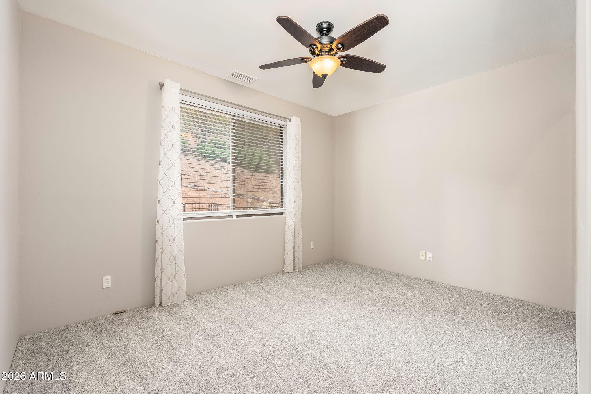 WOODHILL 2 - Residential